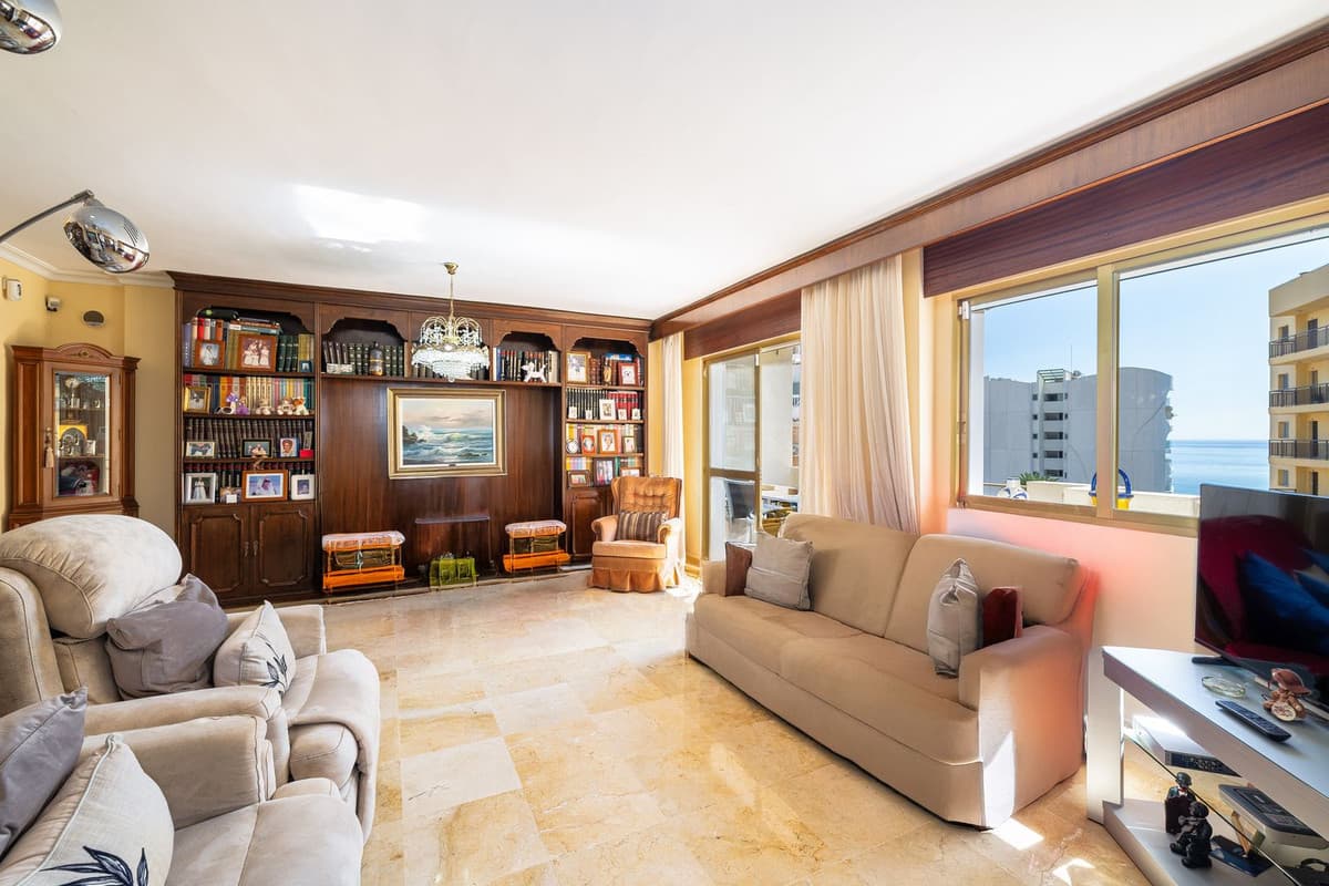 Middle Floor Apartment in Benalmadena — photo 4 of 10