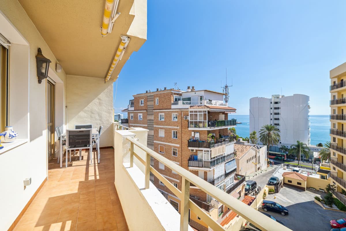 Middle Floor Apartment in Benalmadena — photo 8 of 10