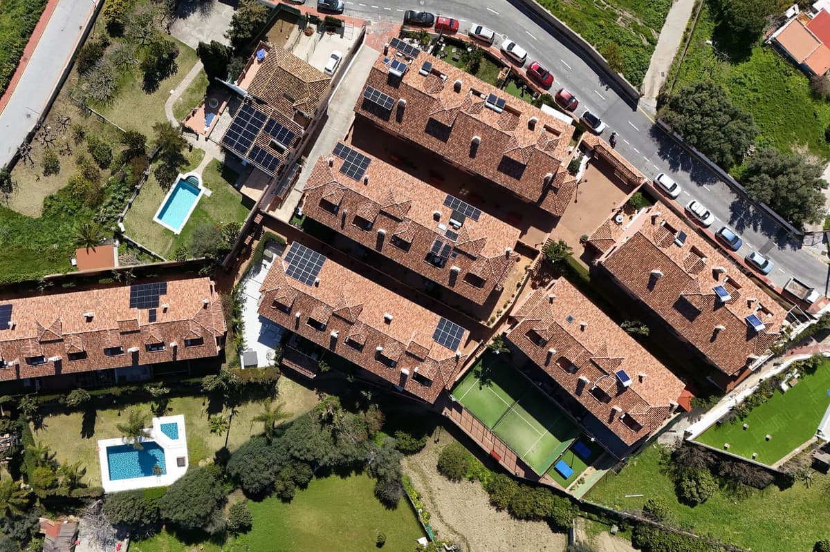 Townhouse in Benalmadena Pueblo — photo 2 of 10