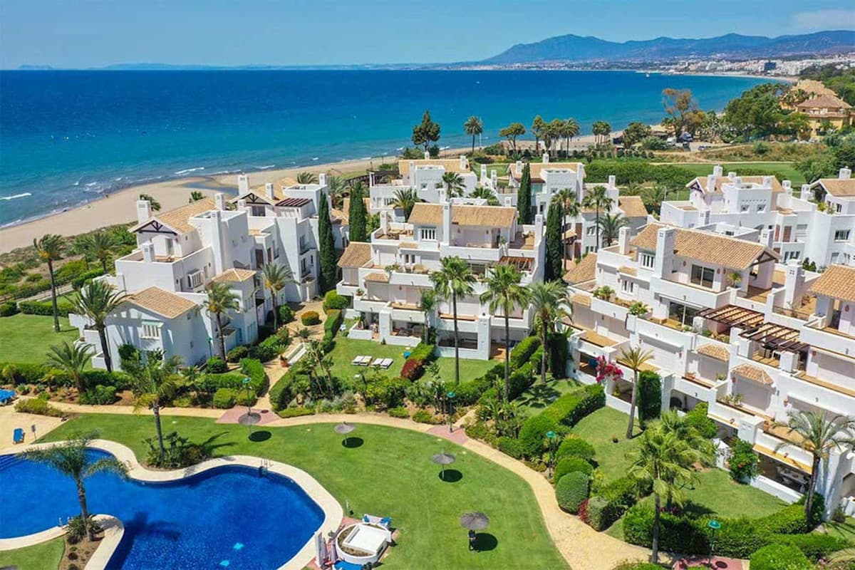Ground Floor Apartment in Marbella — photo 3 of 10