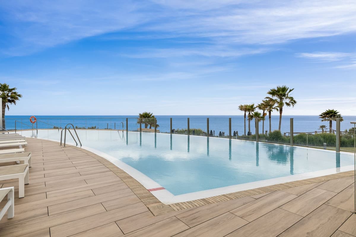 Ground Floor Apartment in Estepona — photo 1 of 10