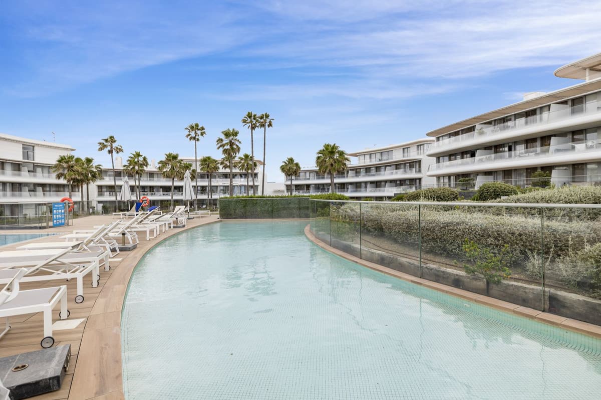 Ground Floor Apartment in Estepona — photo 2 of 10