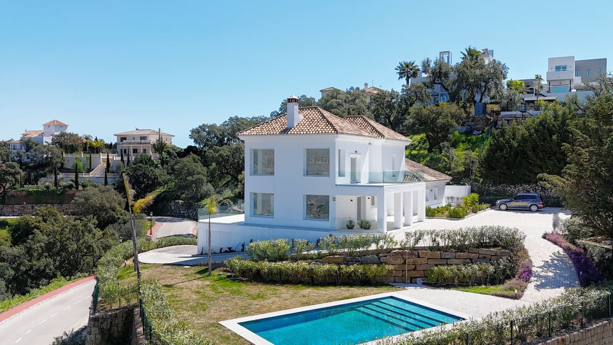 Detached Villa in La Mairena — photo 3 of 10