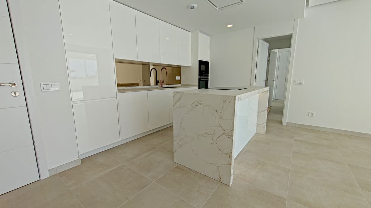 Ground Floor Apartment in La Cala de Mijas — photo 7 of 10