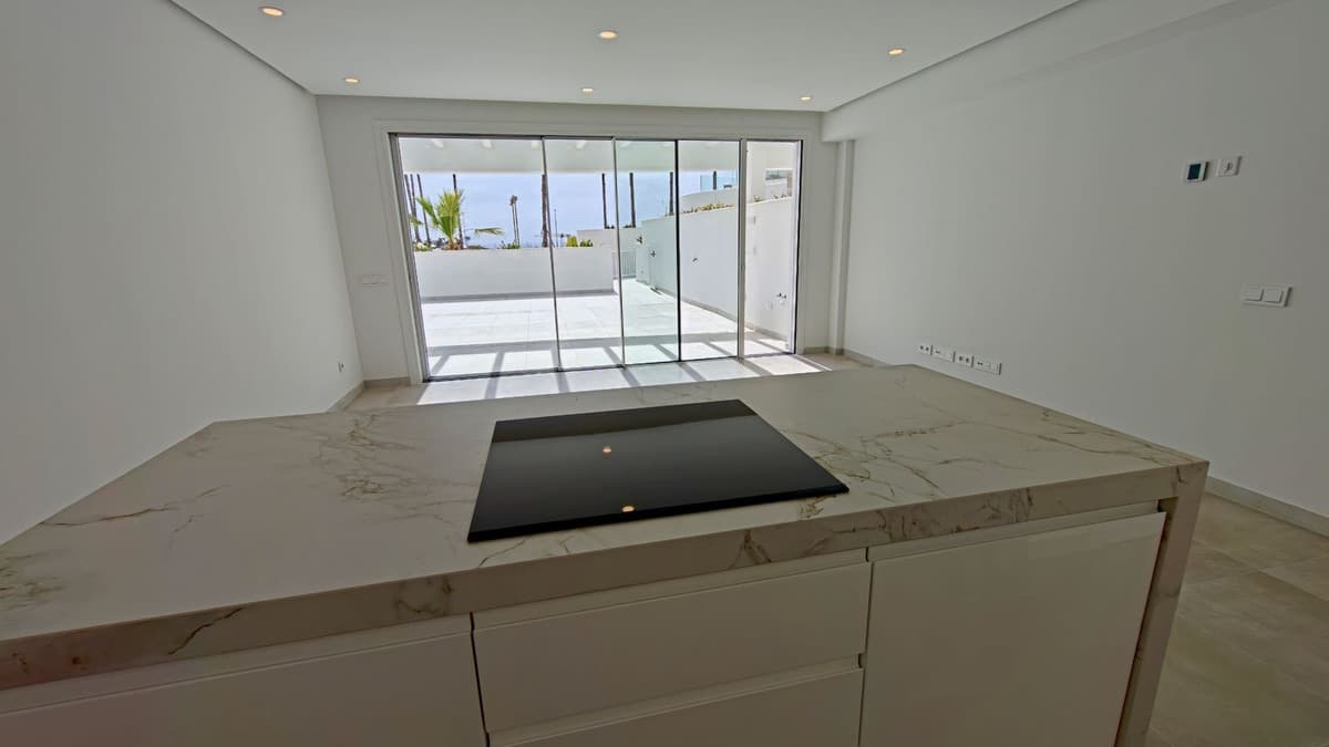Ground Floor Apartment in La Cala de Mijas — photo 9 of 10