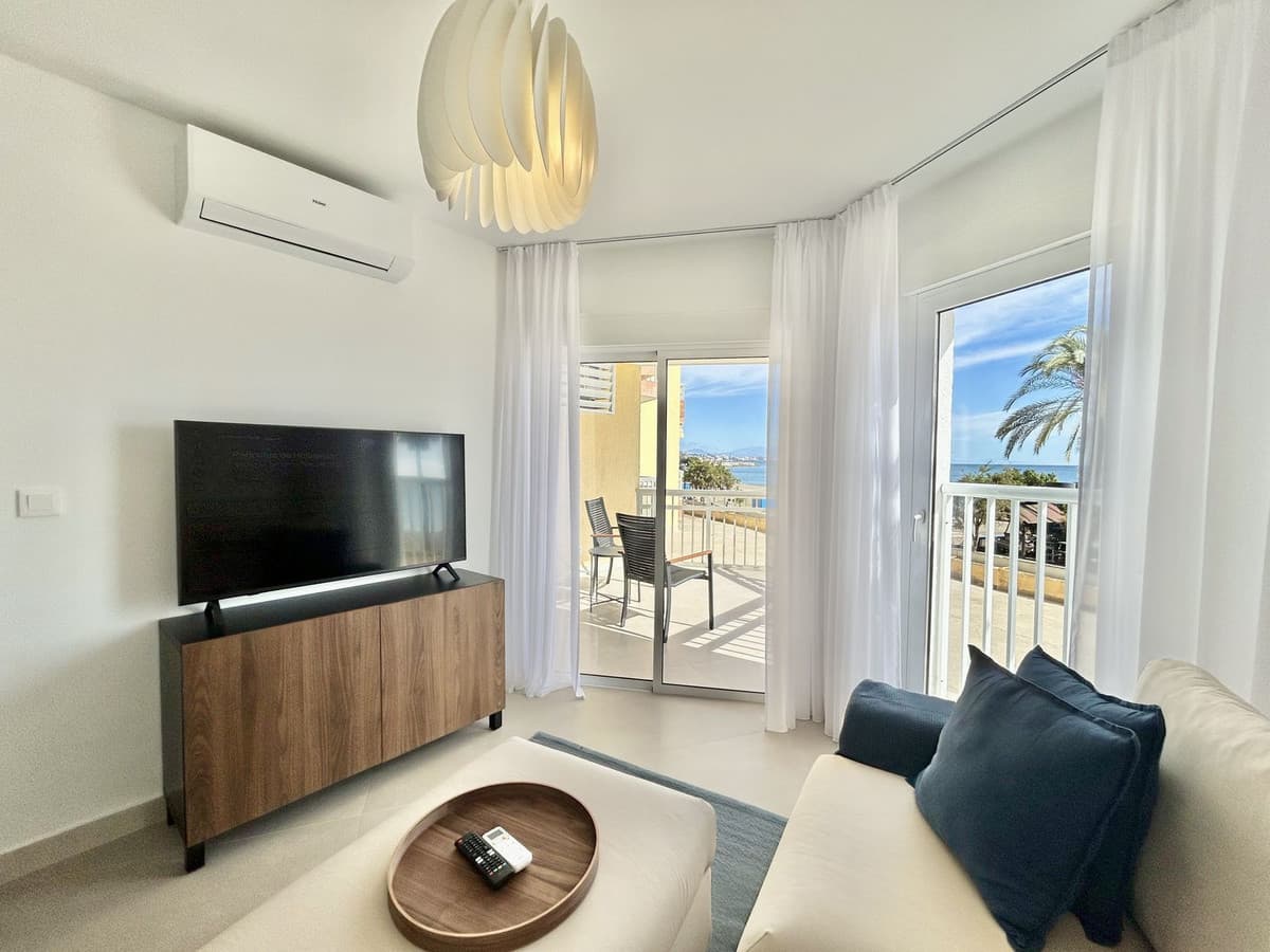 Middle Floor Apartment in Fuengirola — photo 2 of 10