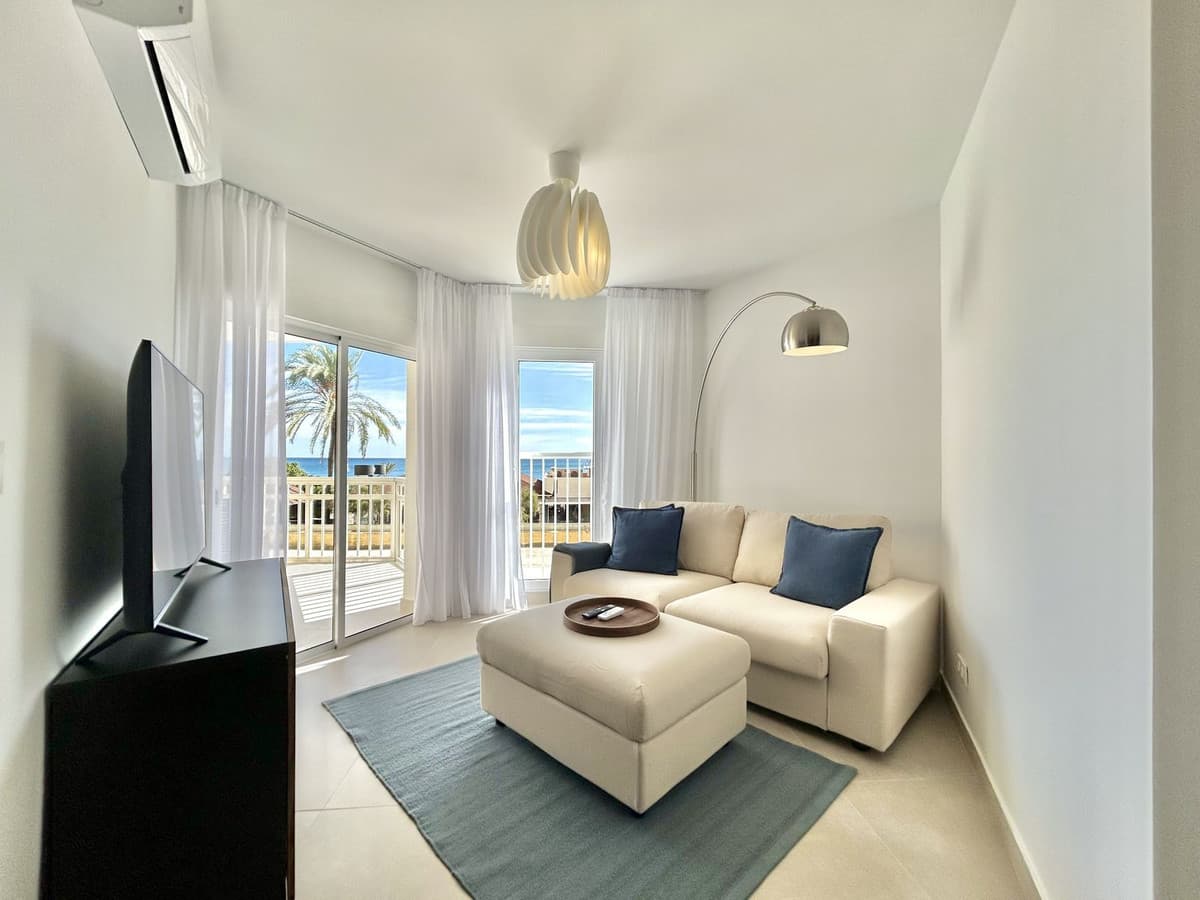 Middle Floor Apartment in Fuengirola — photo 4 of 10