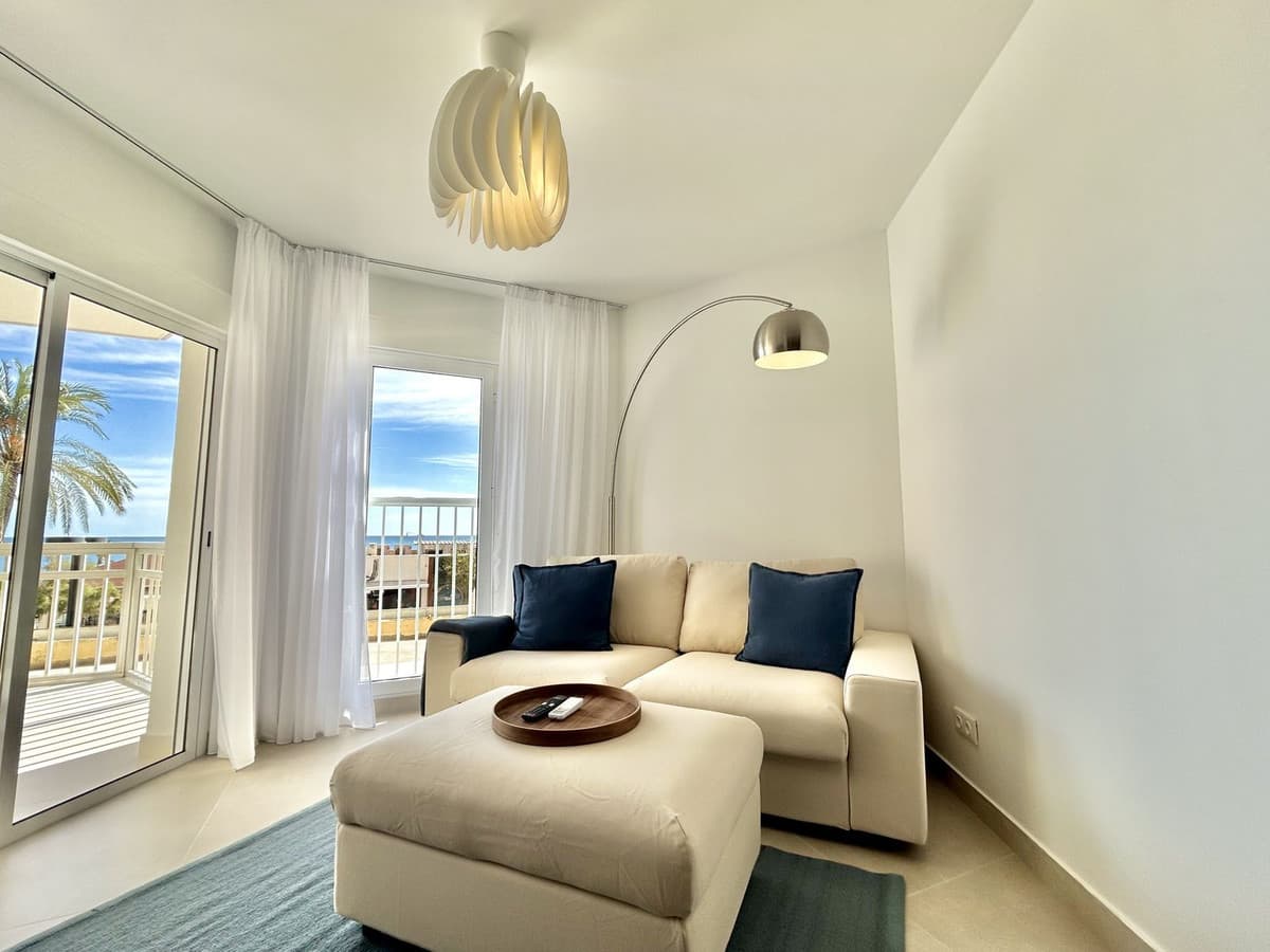 Middle Floor Apartment in Fuengirola — photo 5 of 10