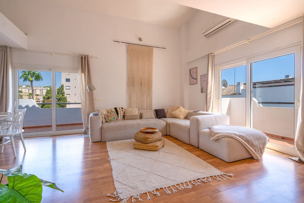 Penthouse Duplex in La Carihuela — photo 4 of 10