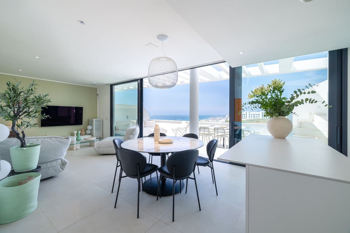 Penthouse in Fuengirola — photo 1 of 10