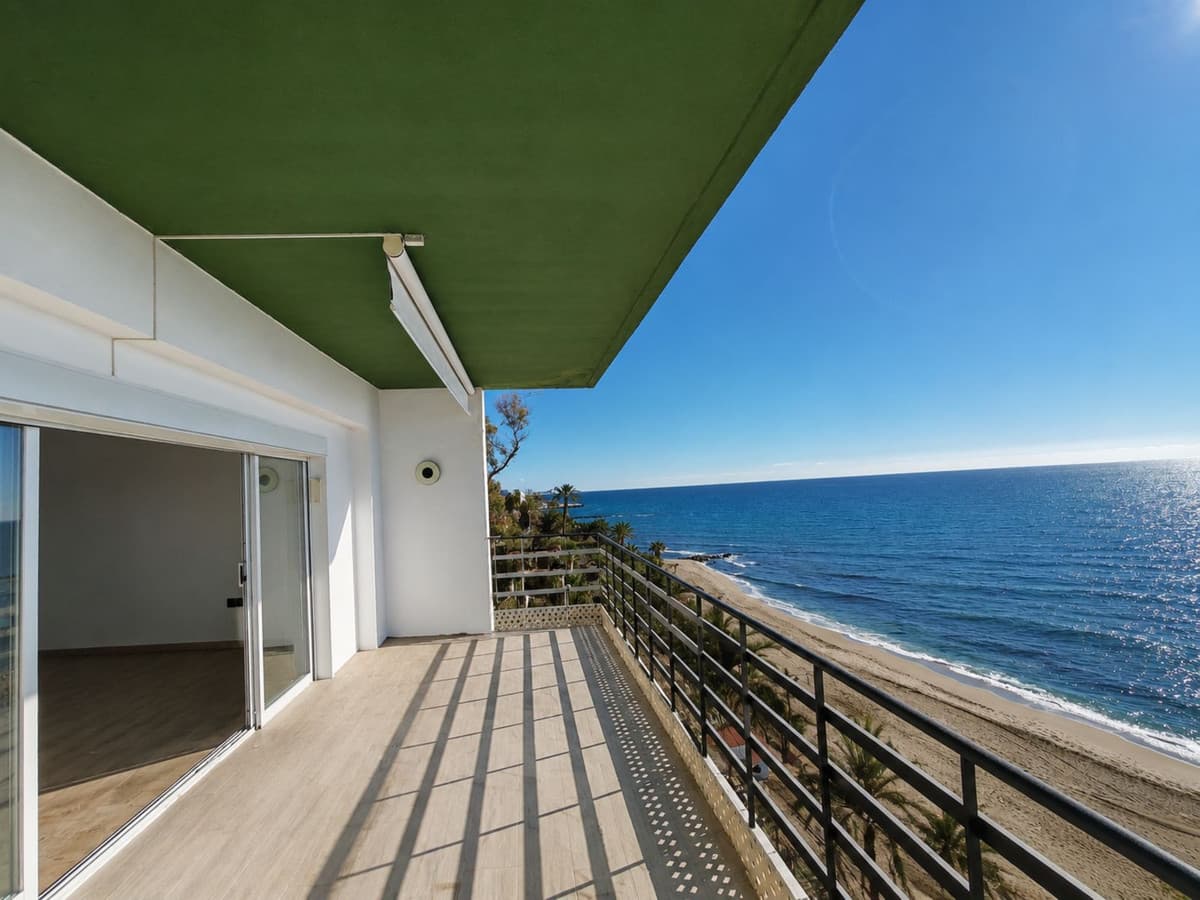 Middle Floor Apartment in Marbella — photo 4 of 10