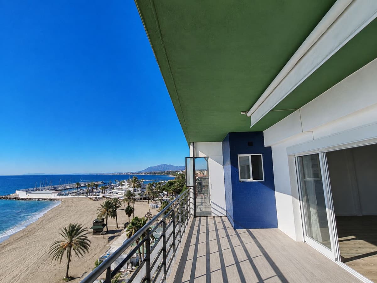 Middle Floor Apartment in Marbella — photo 6 of 10