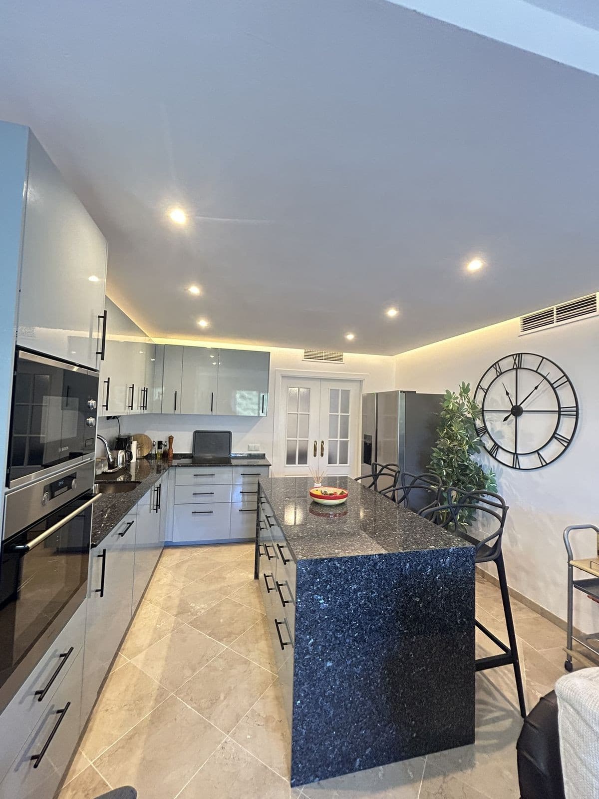 Ground Floor Apartment in Calahonda — photo 5 of 10