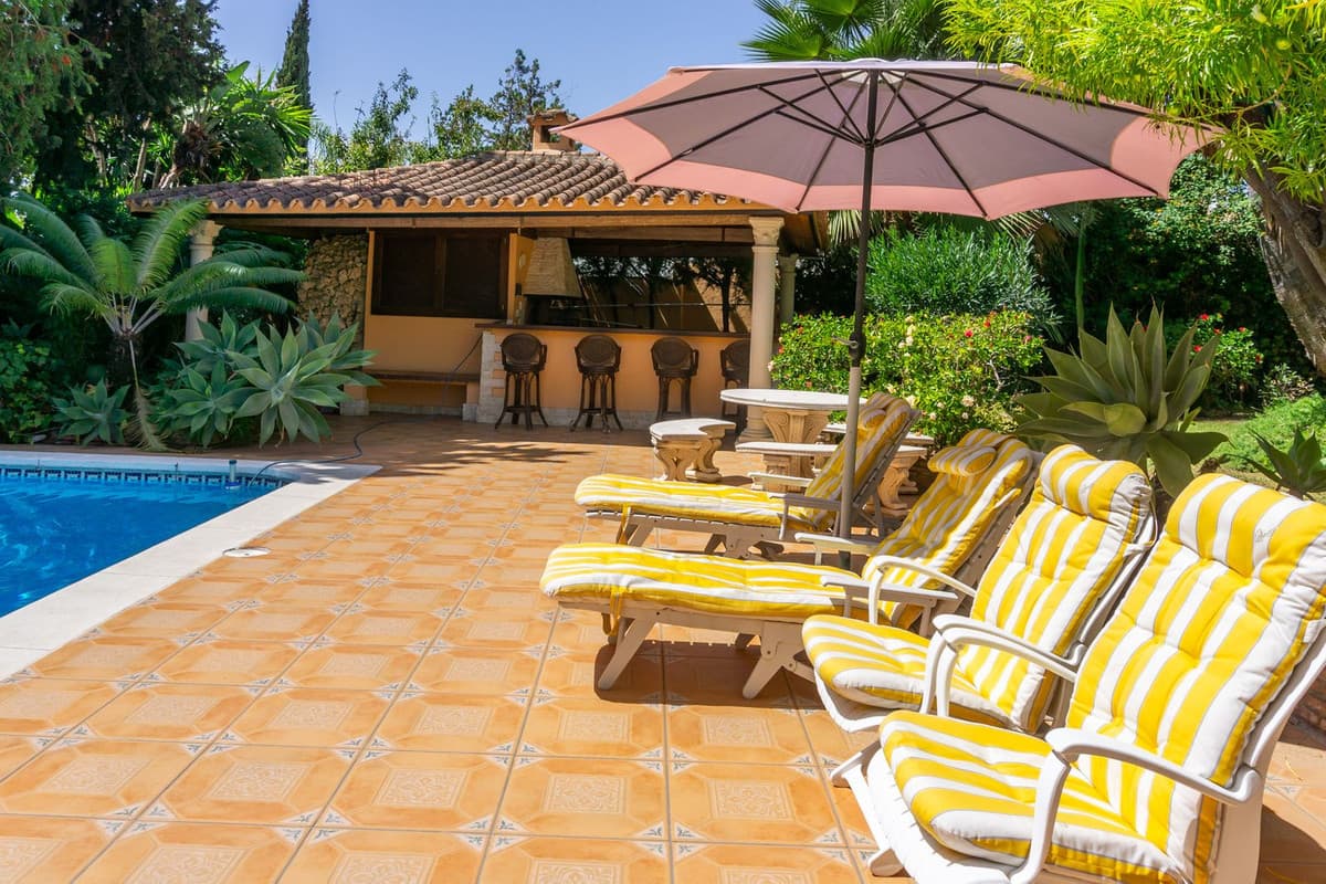Detached Villa in El Paraiso — photo 6 of 10