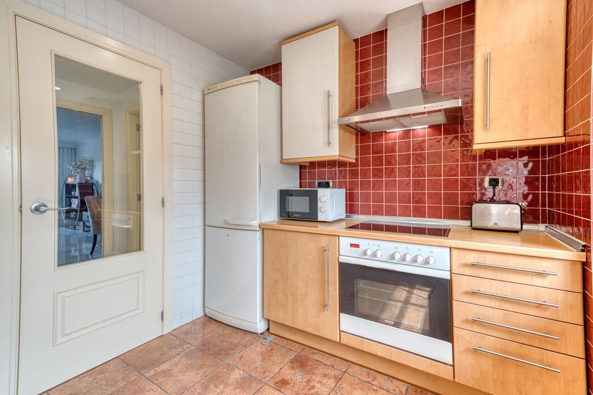 Middle Floor Apartment in Benalmadena — photo 7 of 10