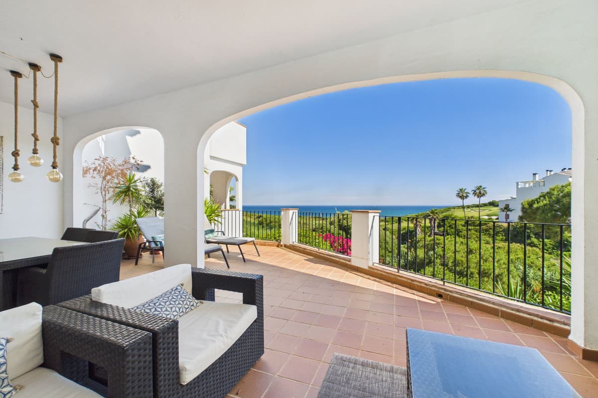 Middle Floor Apartment in La Alcaidesa