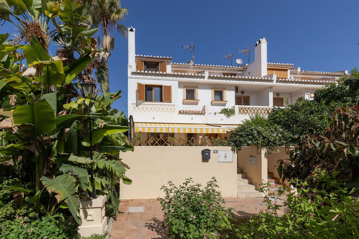 Townhouse in La Carihuela — photo 2 of 10