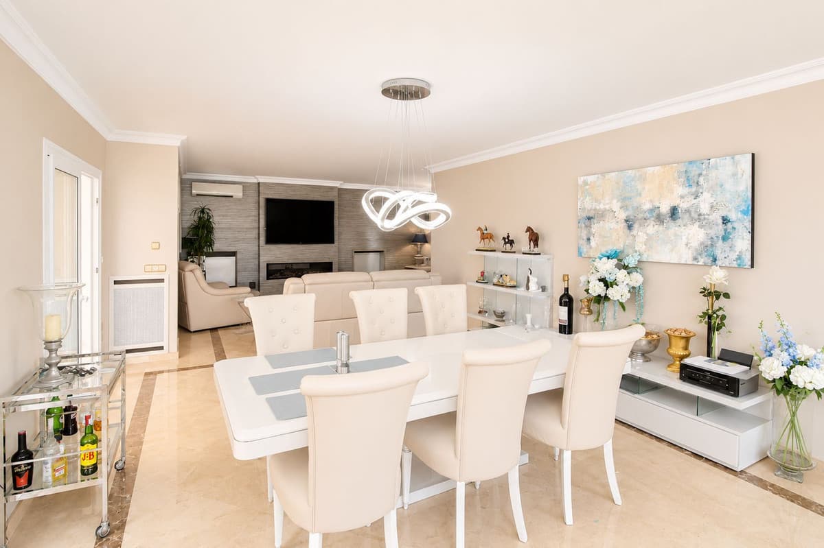 Detached Villa in Elviria — photo 10 of 10
