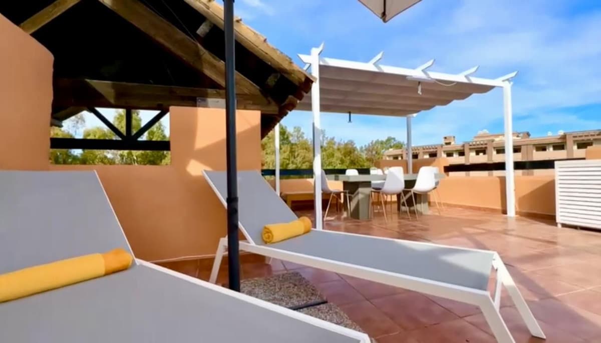 Penthouse Duplex in Casares Playa — photo 3 of 10