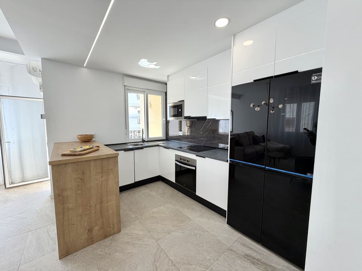 Top Floor Apartment in Fuengirola — photo 3 of 10