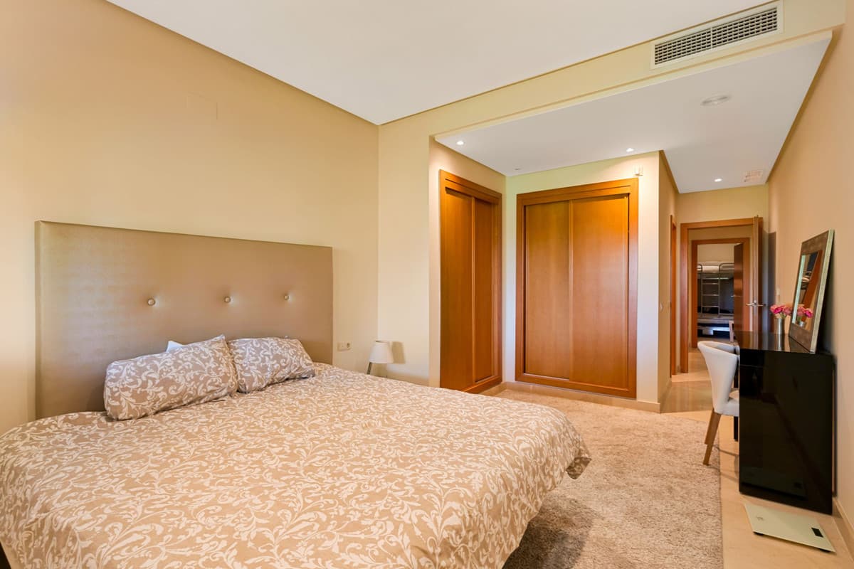 Ground Floor Apartment in Puerto Banús — photo 9 of 10