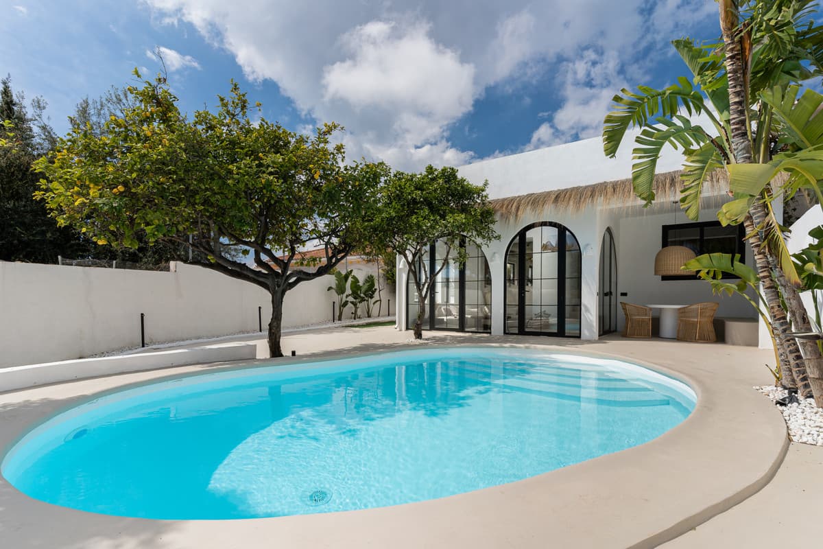 Detached Villa in El Pinillo — photo 2 of 10