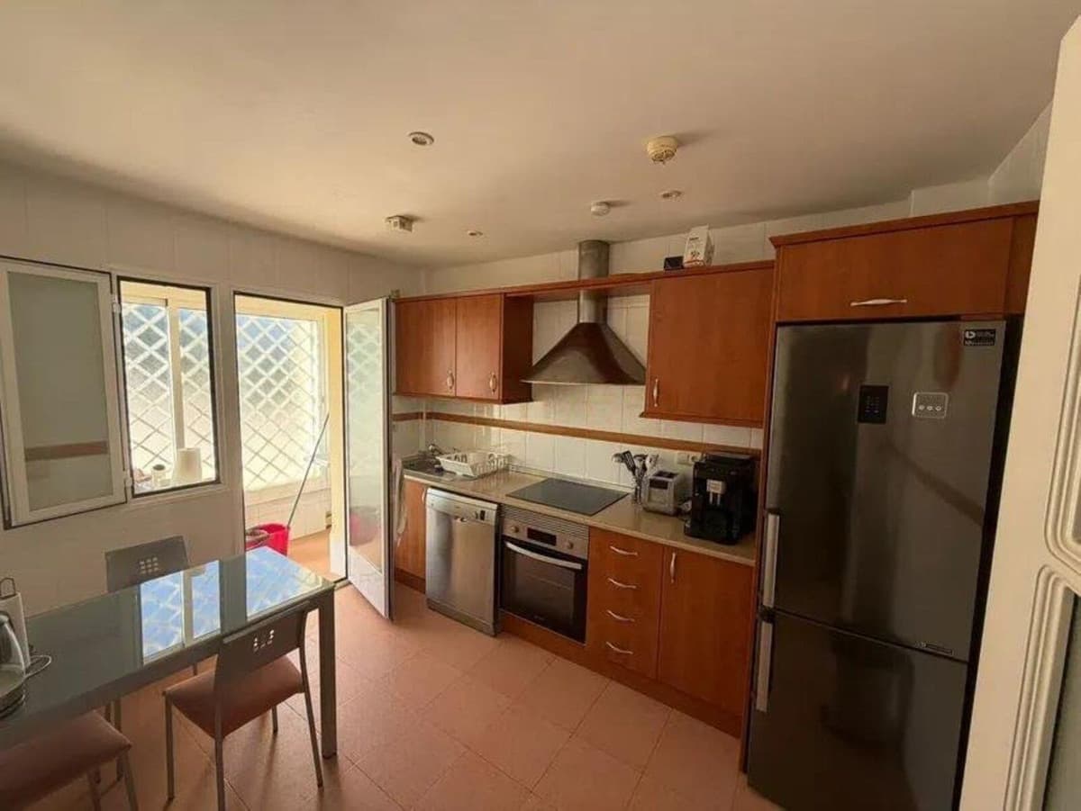 Townhouse in El Rosario — photo 4 of 10