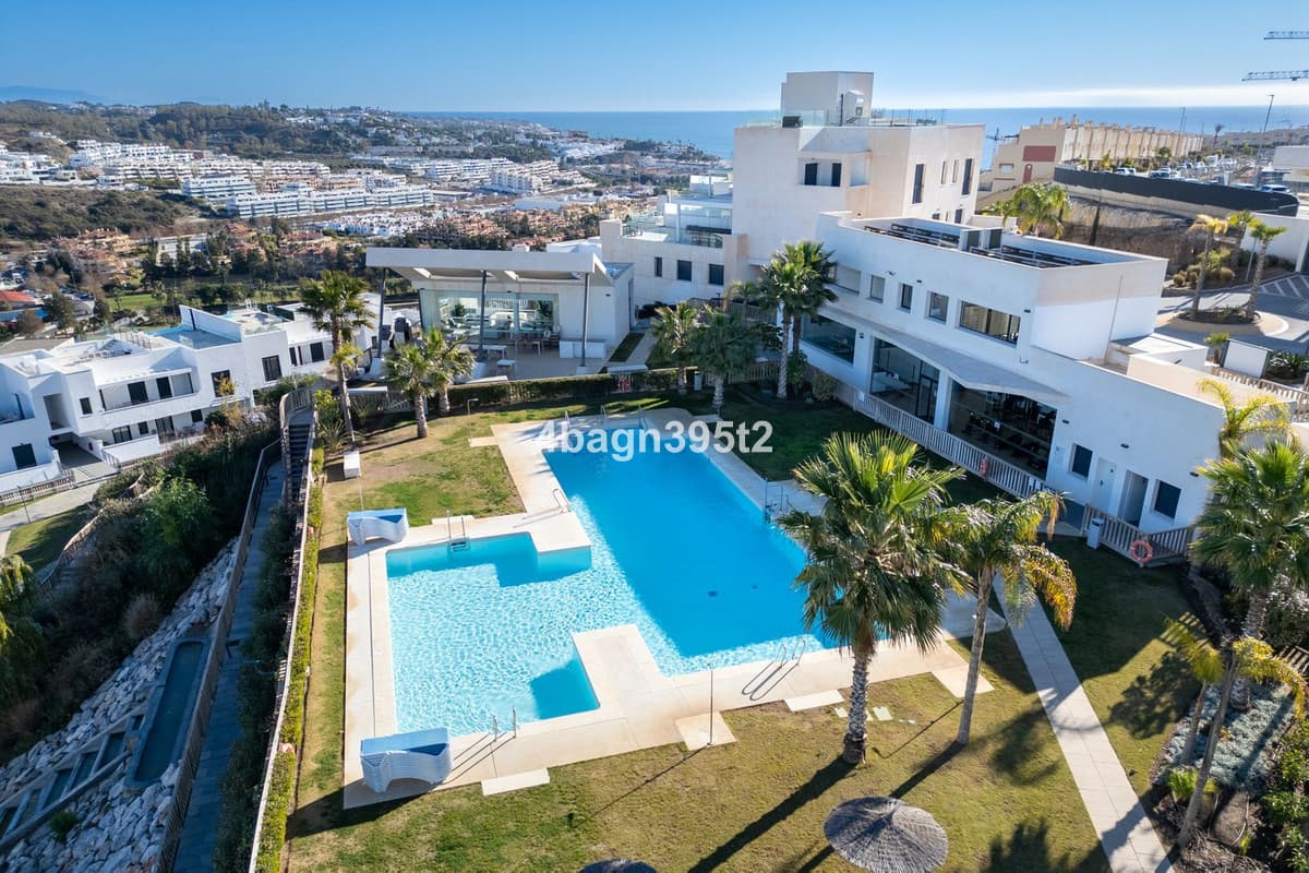 Middle Floor Apartment in La Cala de Mijas — photo 4 of 10