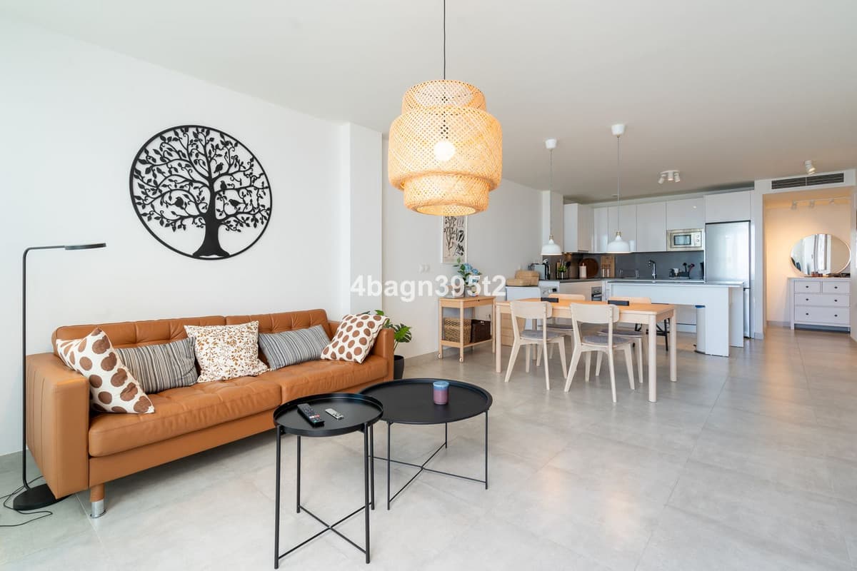 Middle Floor Apartment in La Cala de Mijas — photo 8 of 10