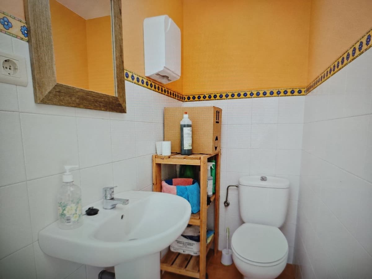 Townhouse in Victoria Eugenia — photo 10 of 10