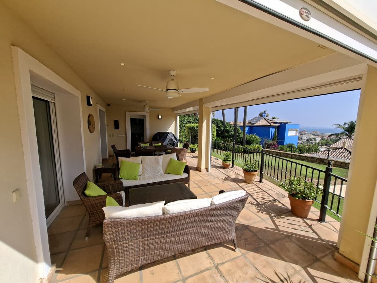 Detached Villa in La Duquesa — photo 7 of 10