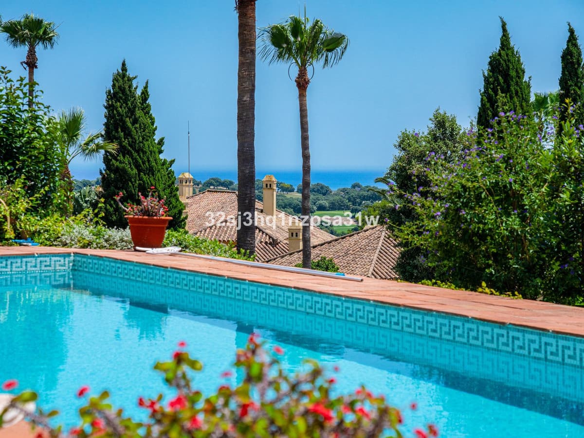 Detached Villa in Sotogrande — photo 2 of 10