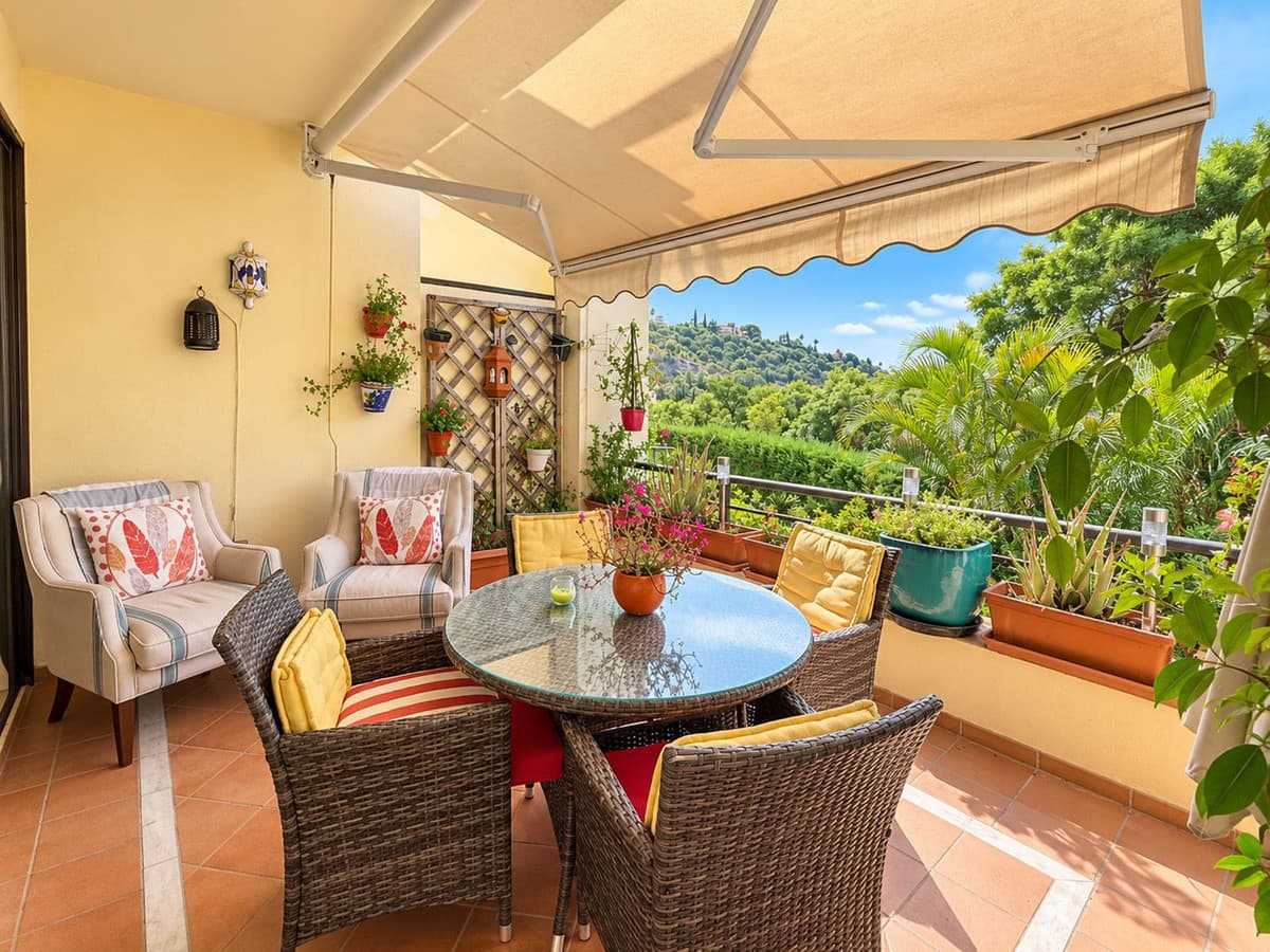Middle Floor Apartment in Los Arqueros — photo 1 of 10