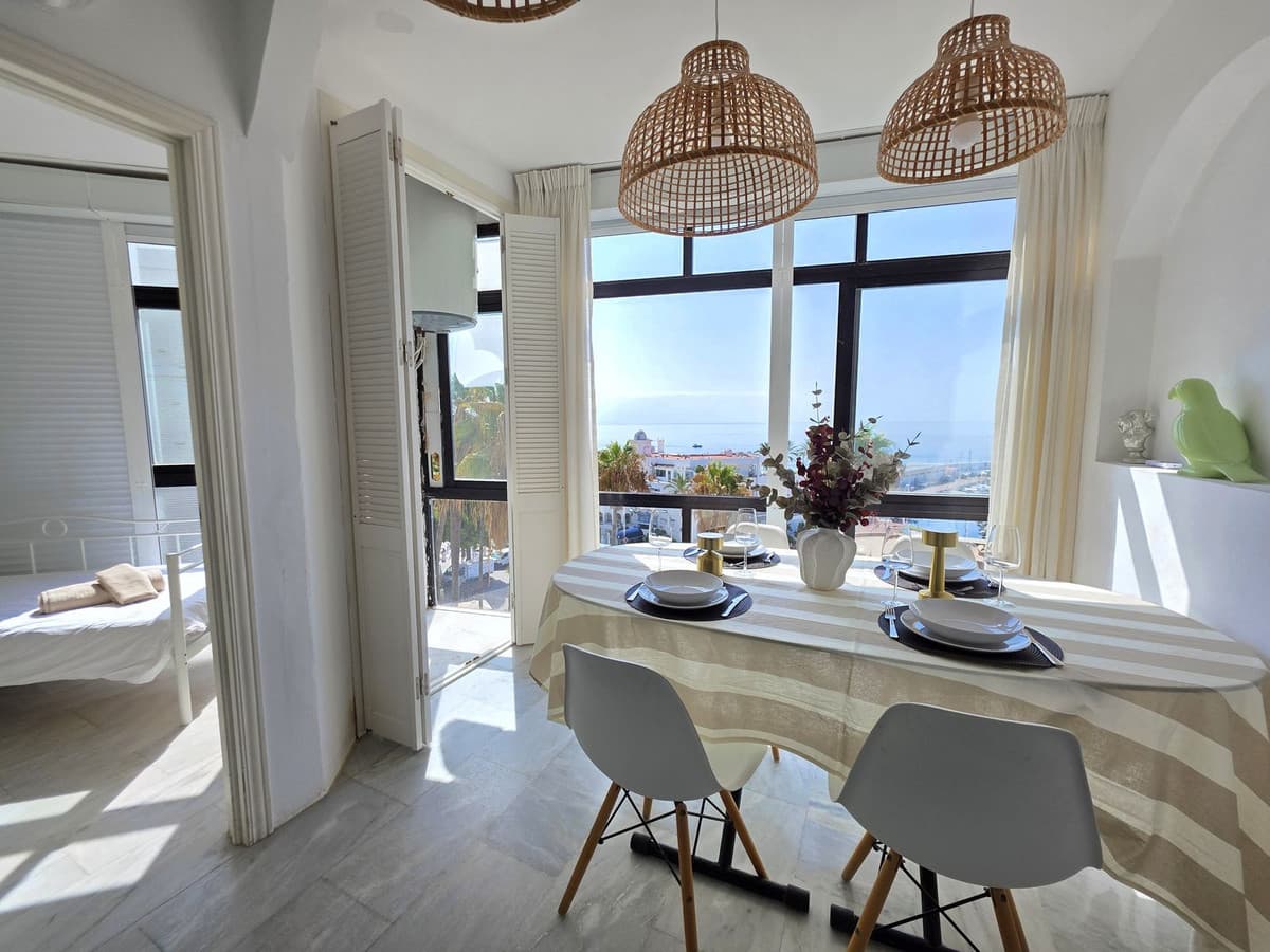 Middle Floor Apartment in Marbella — photo 6 of 10
