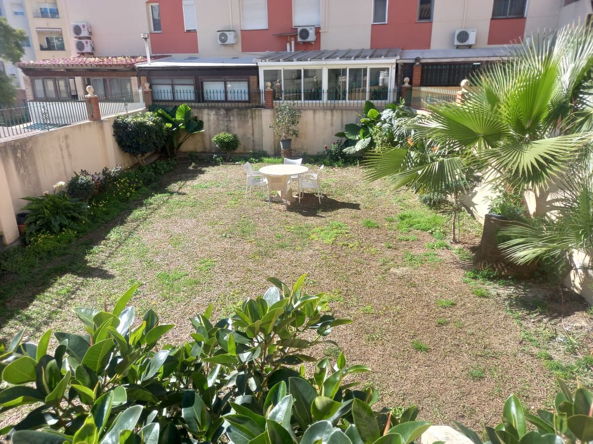 Semi-Detached House in Estepona — photo 2 of 10