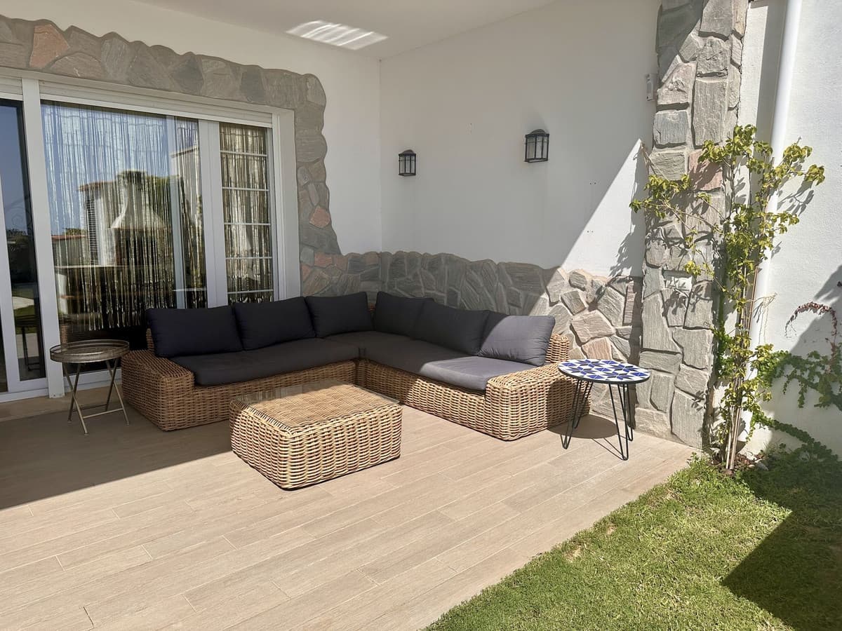 Townhouse in La Mairena — photo 4 of 10