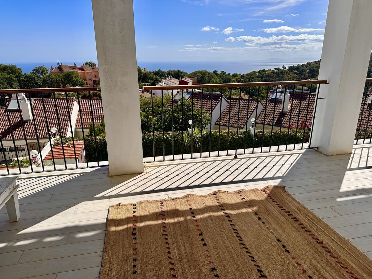 Townhouse in La Mairena — photo 5 of 10