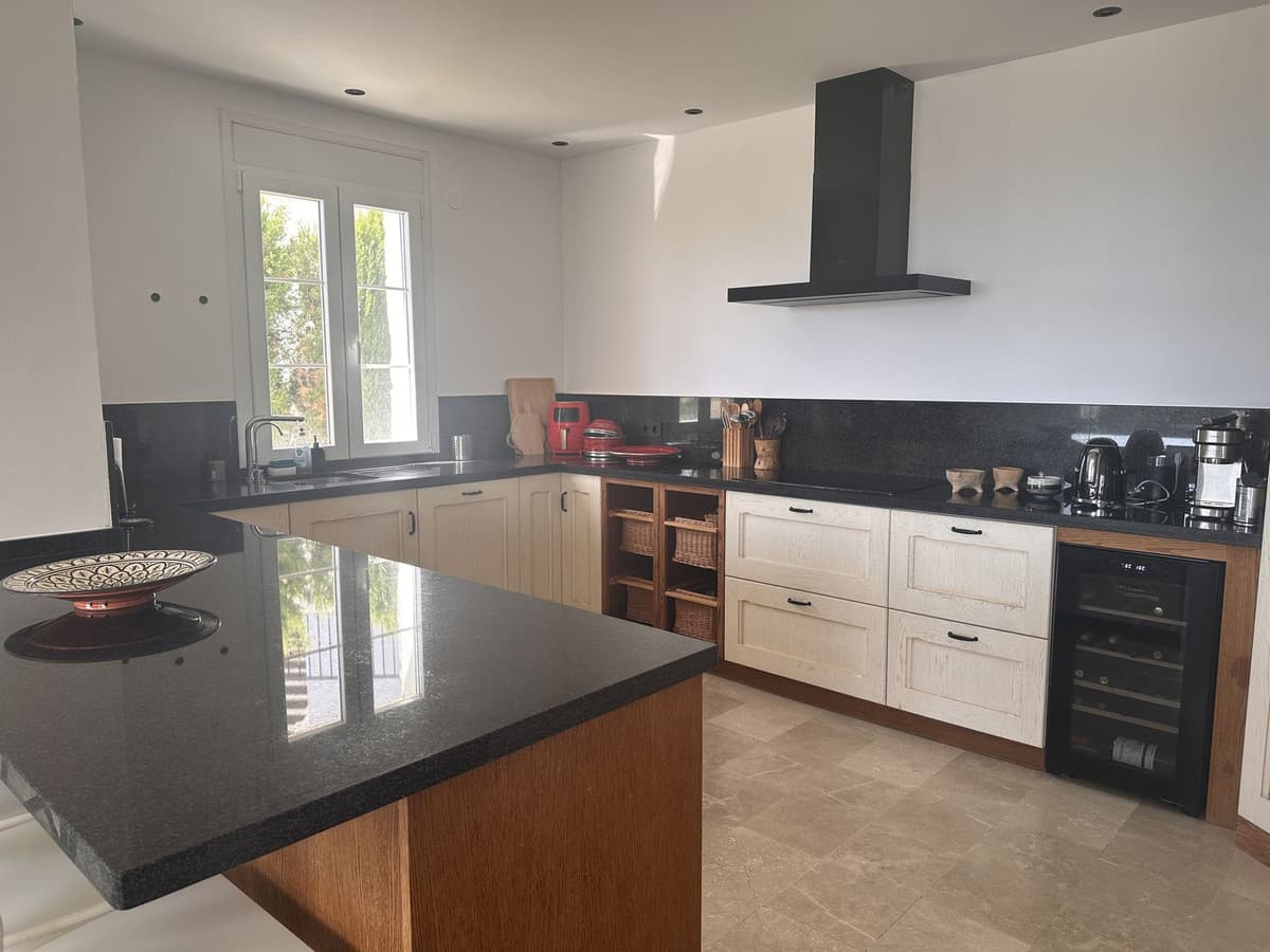 Townhouse in La Mairena — photo 9 of 10