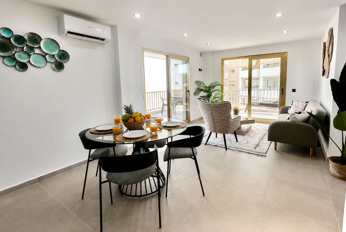 Middle Floor Apartment in Fuengirola — photo 2 of 10