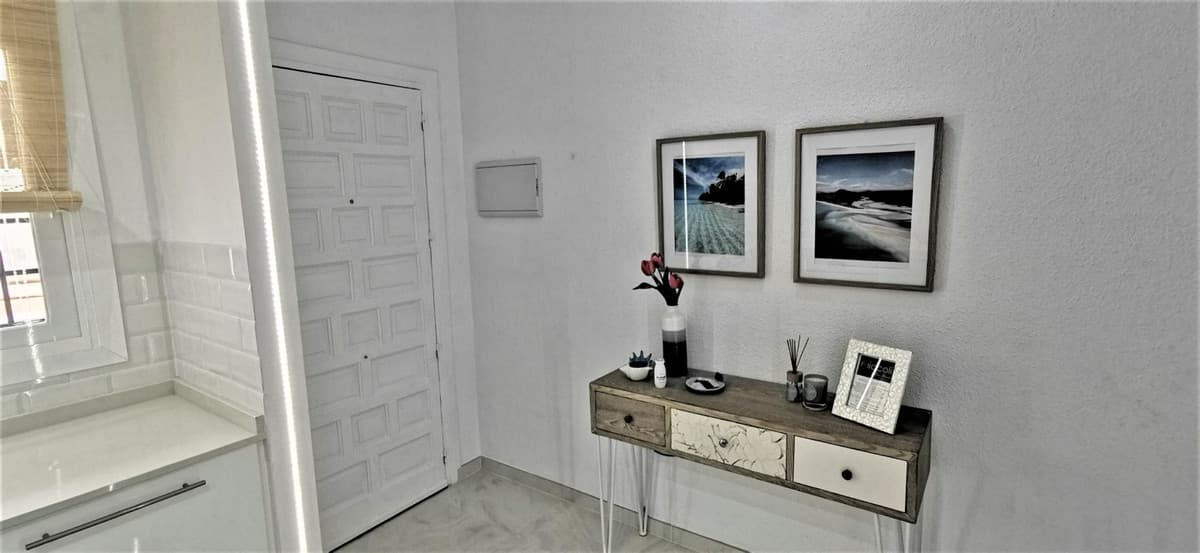 Townhouse in Estepona — photo 7 of 10