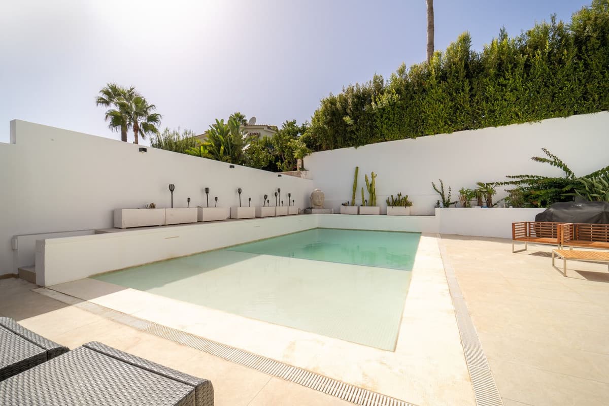 Detached Villa in Marbesa — photo 6 of 10