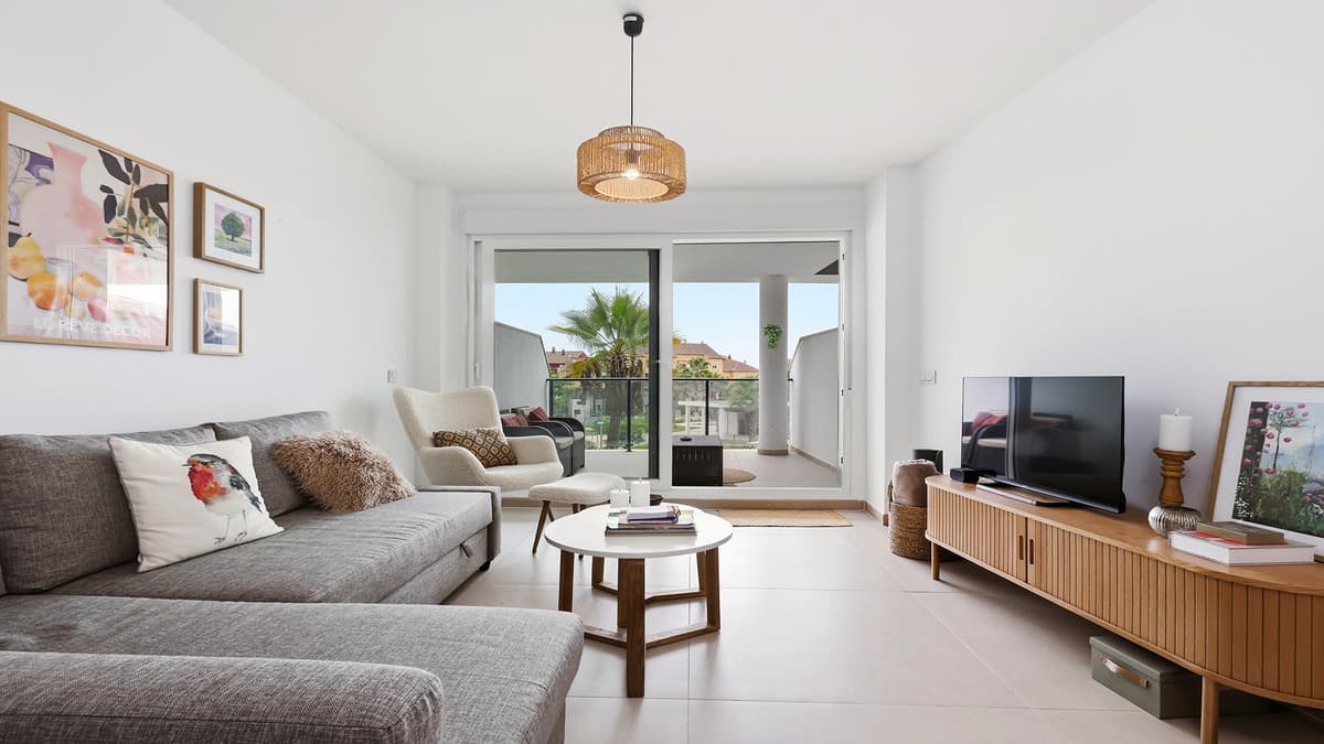 Middle Floor Apartment in Manilva — photo 4 of 10