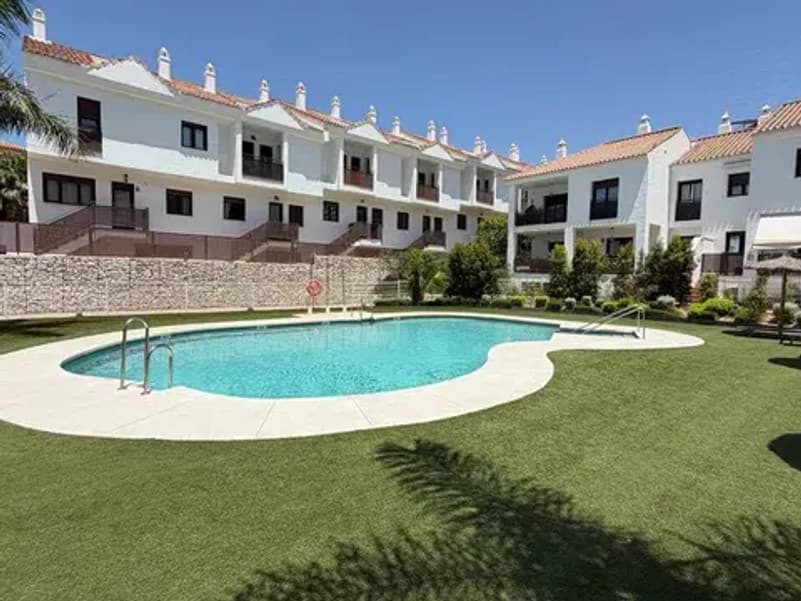 Townhouse in Riviera del Sol — photo 2 of 10