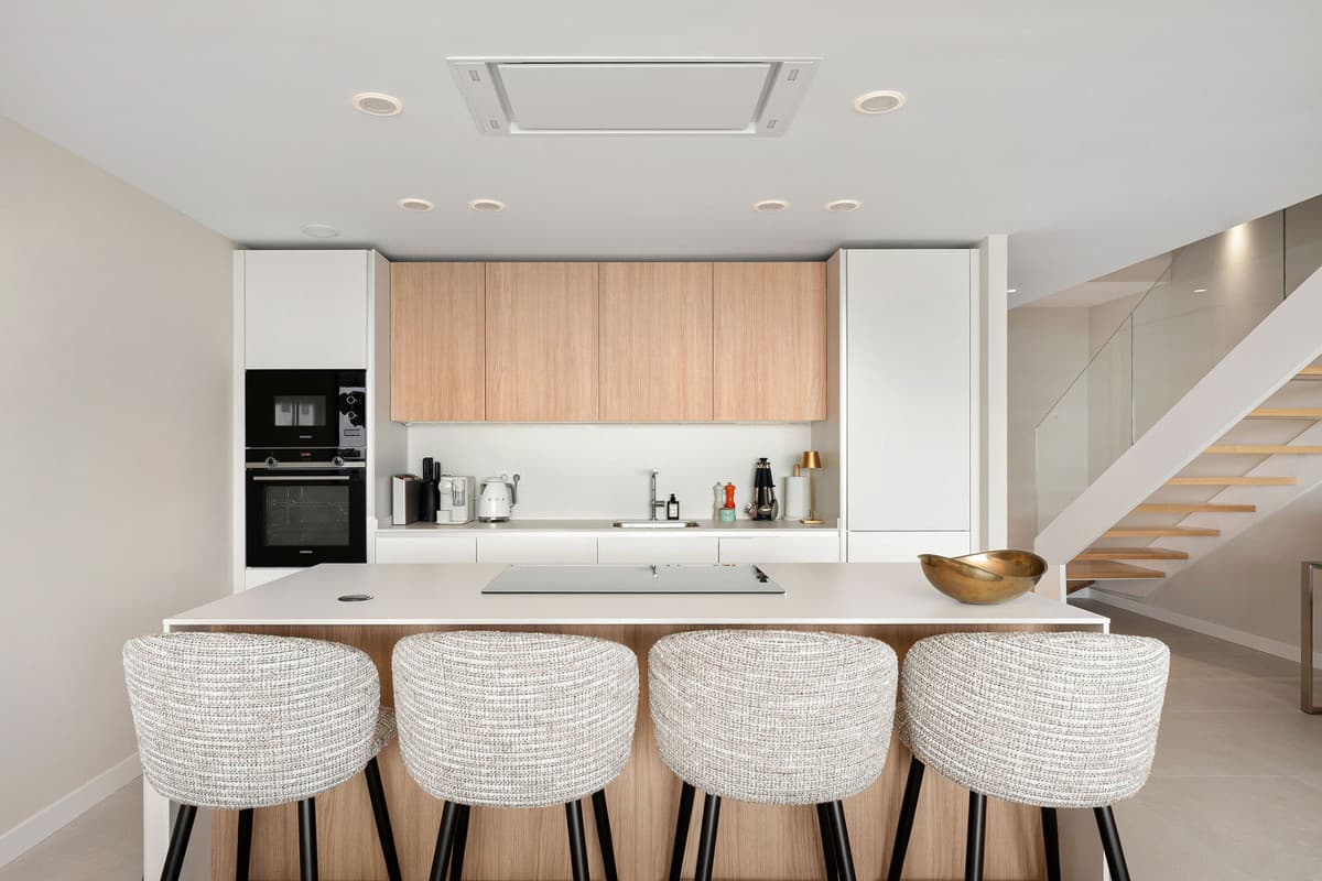 Middle Floor Apartment in Estepona — photo 8 of 10