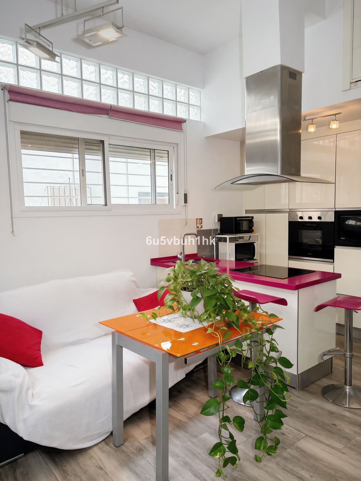 Townhouse in Málaga — photo 5 of 10