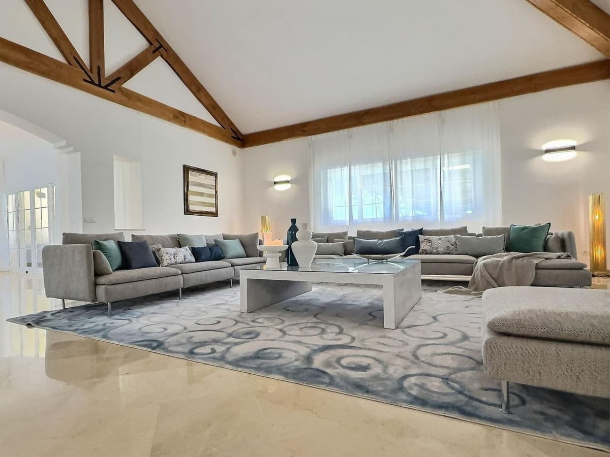 Detached Villa in Estepona — photo 6 of 10