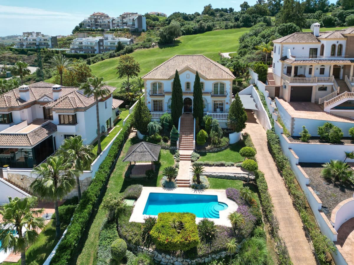 Detached Villa in La Cala Golf — photo 1 of 10