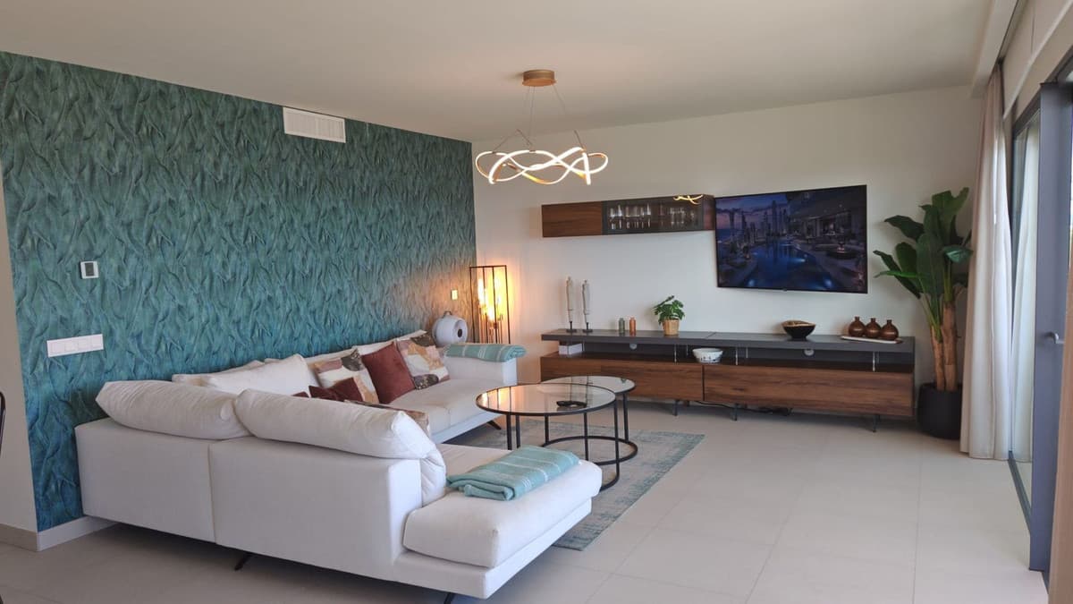 Middle Floor Apartment in Calanova Golf — photo 4 of 10