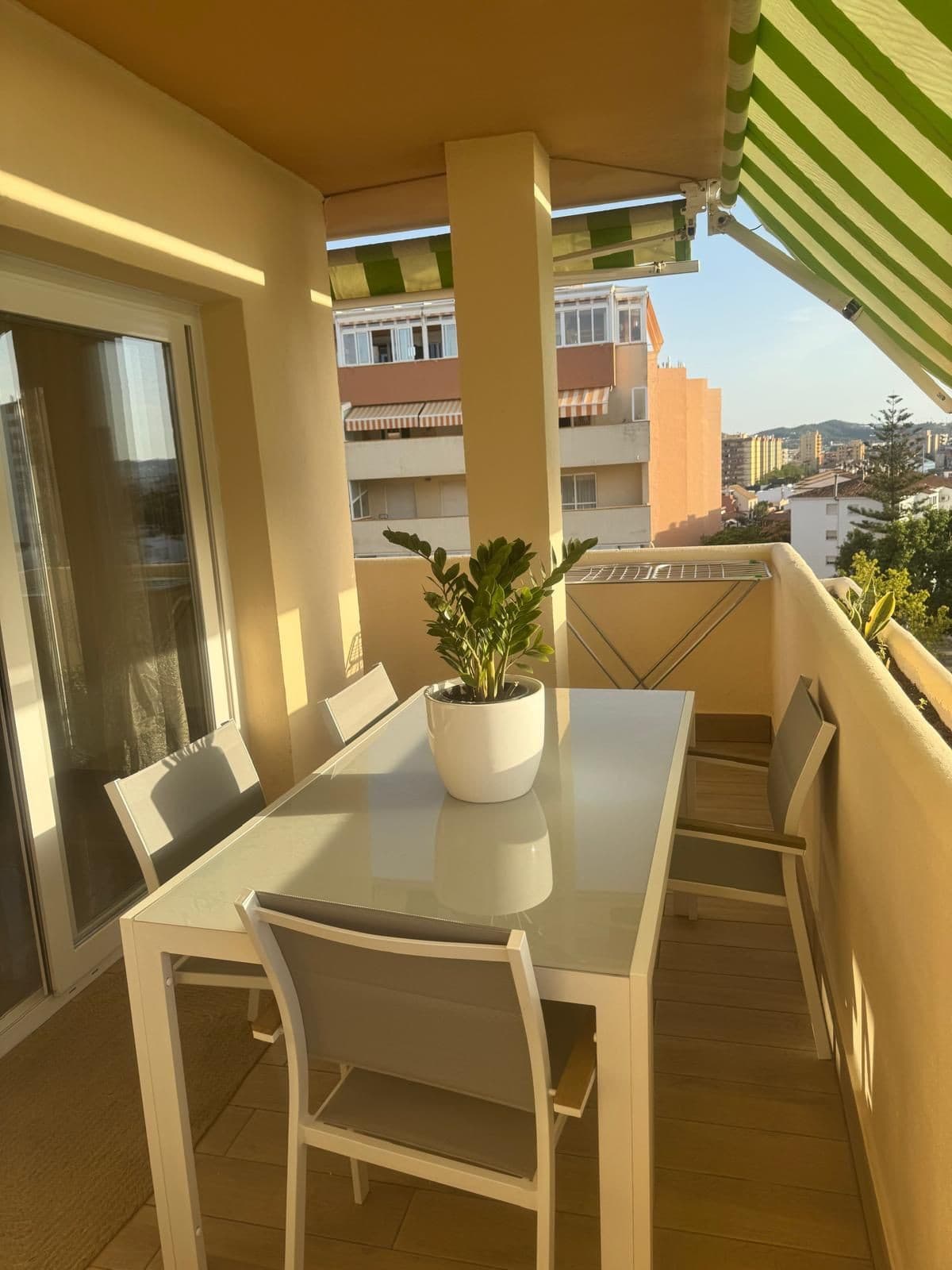 Top Floor Apartment in Fuengirola — photo 2 of 10