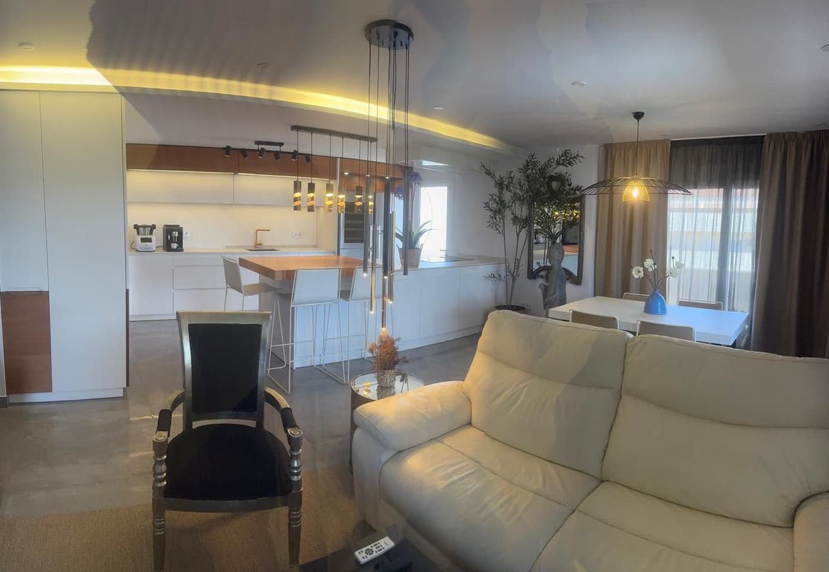 Top Floor Apartment in Fuengirola — photo 4 of 10